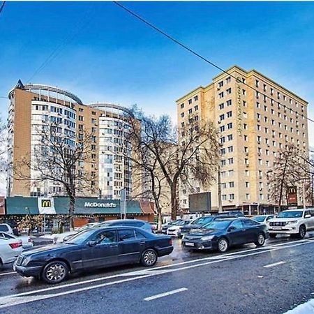 Суперкомфортная 1-Ком Квартира В Самом Центре Г.Алматы Almaty Exterior foto